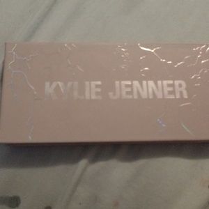 Kylie jenner palette